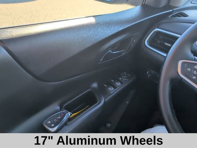 Used 2024 Chevrolet Equinox LT image 11