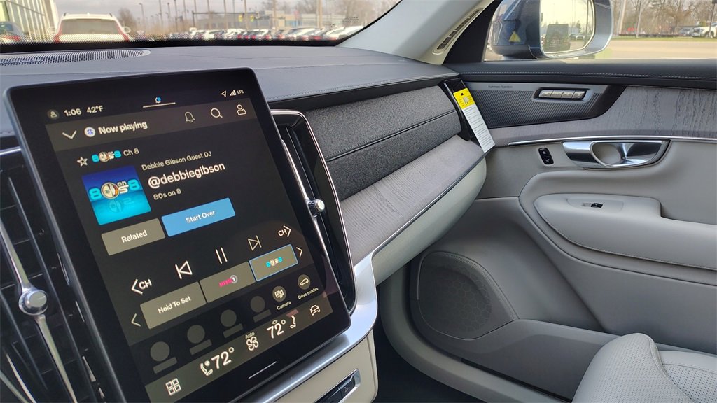 New 2026 Volvo XC90 B6 Ultra image 25