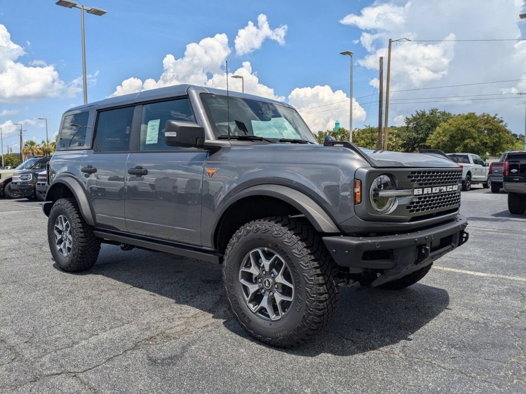 New 2025 Ford Bronco Badlands AWD/4WD image 2