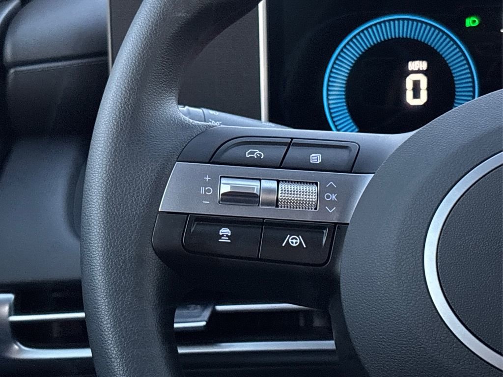 New 2026 Hyundai Tucson SE image 21