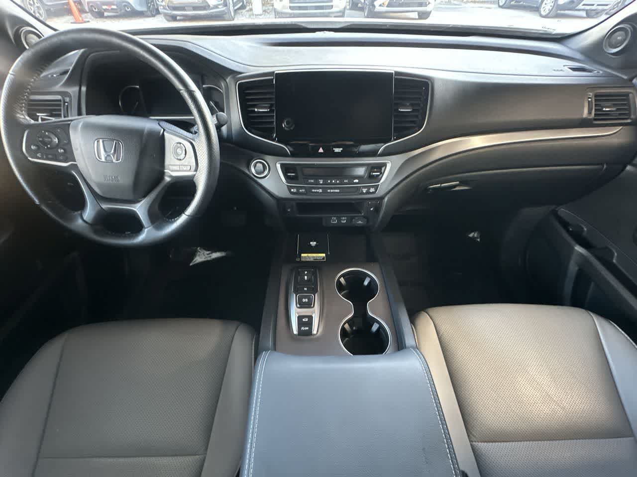Used 2025 Honda Passport EX-L image 24