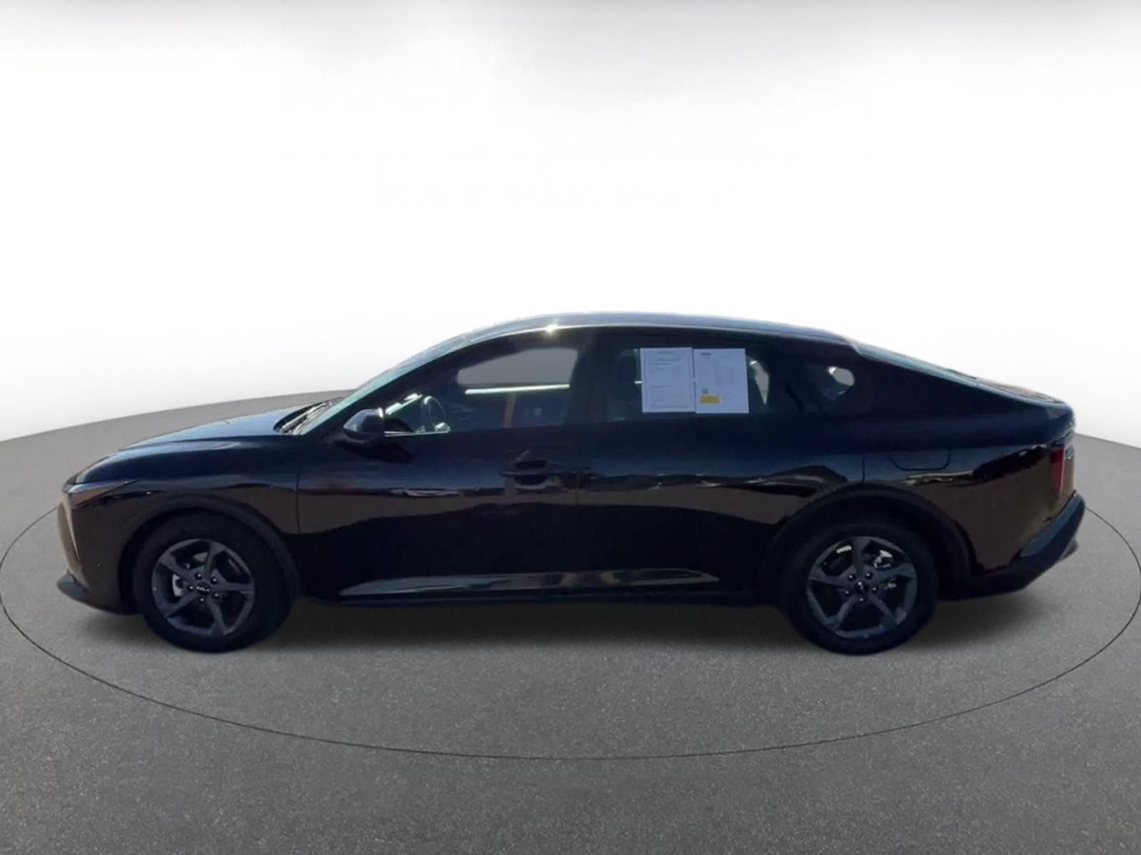 Used 2026 Kia K4 FWD image 8