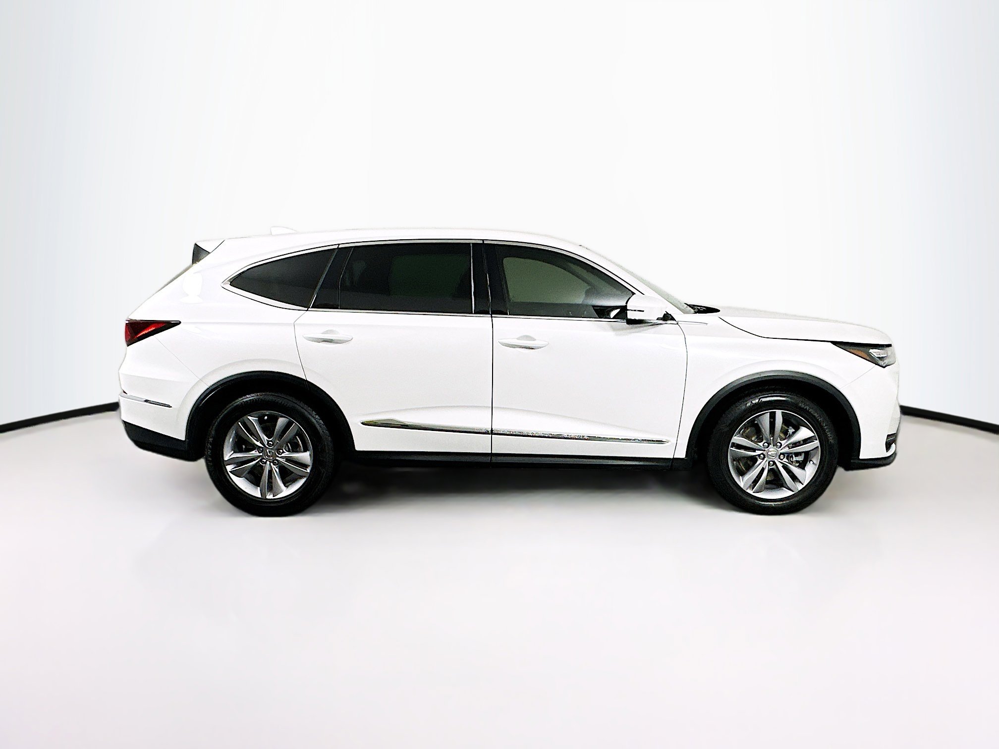 Used 2025 Acura MDX FWD image 10