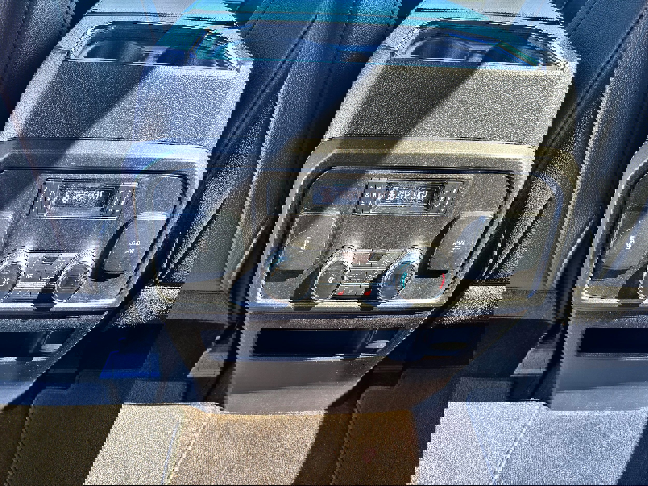 Used 2019 Ford Expedition Limited w/ Equipment Group 301A image 14