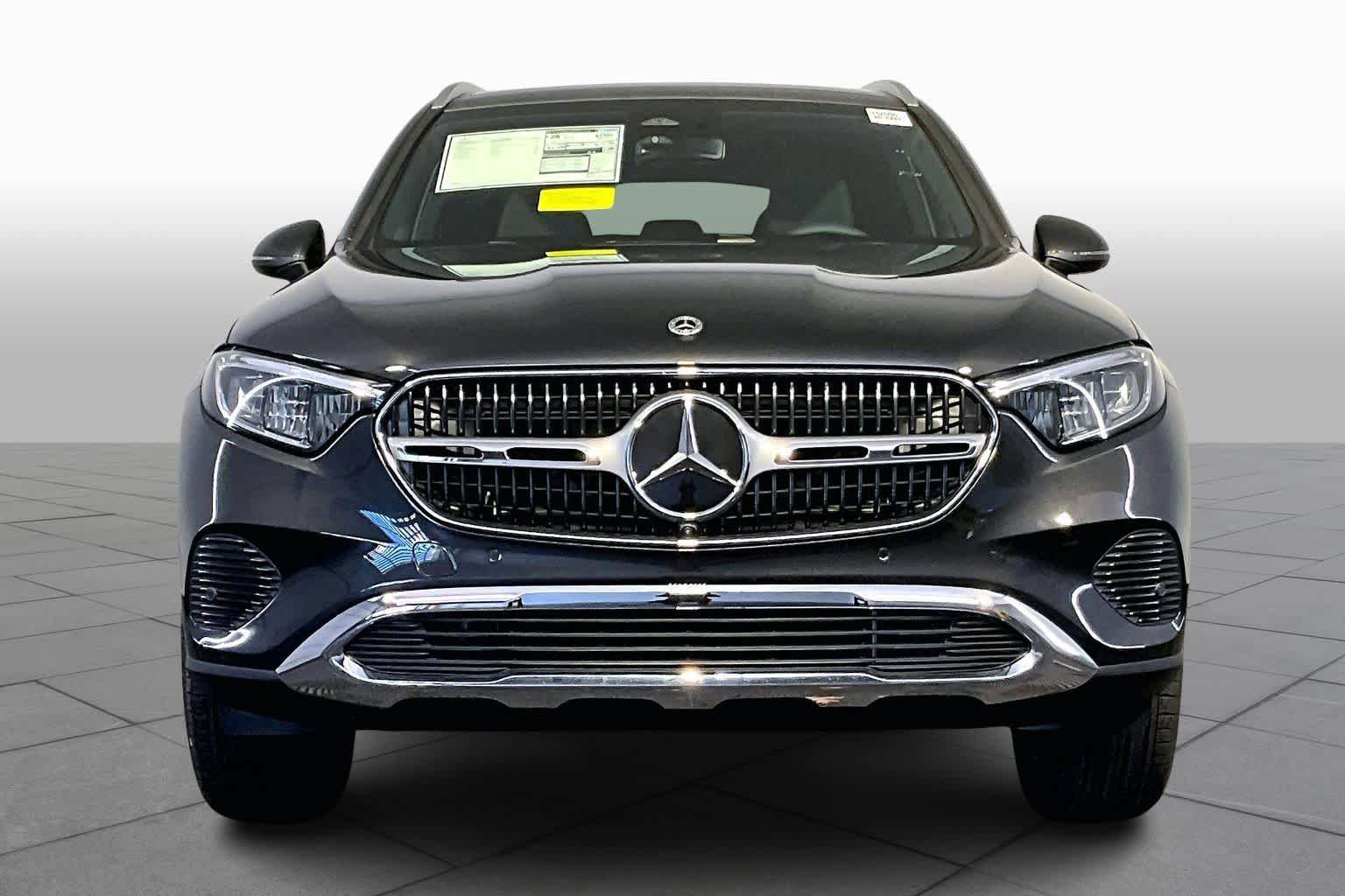 New 2026 Mercedes-Benz GLC 300 4MATIC image 2