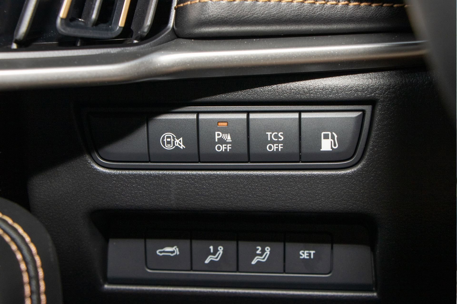 New 2025 MAZDA CX-70 Plug-In Hybrid w/ Premium Plus image 30