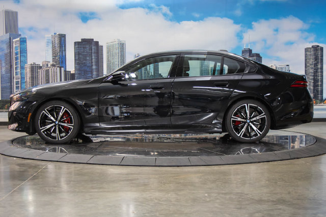 New 2026 BMW i5 M60 AWD/4WD image 4