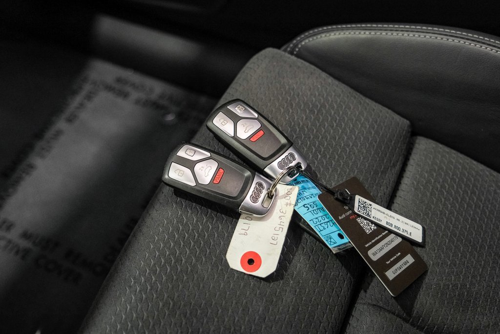 Used 2022 Audi SQ5 Premium Plus w/ Premium Plus Package image 55