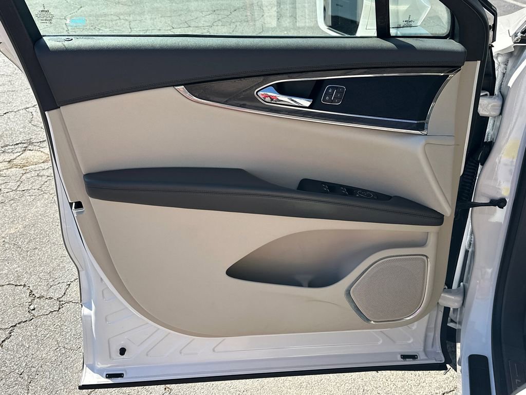 Used 2017 Lincoln MKX Select w/ Select Plus Package image 11