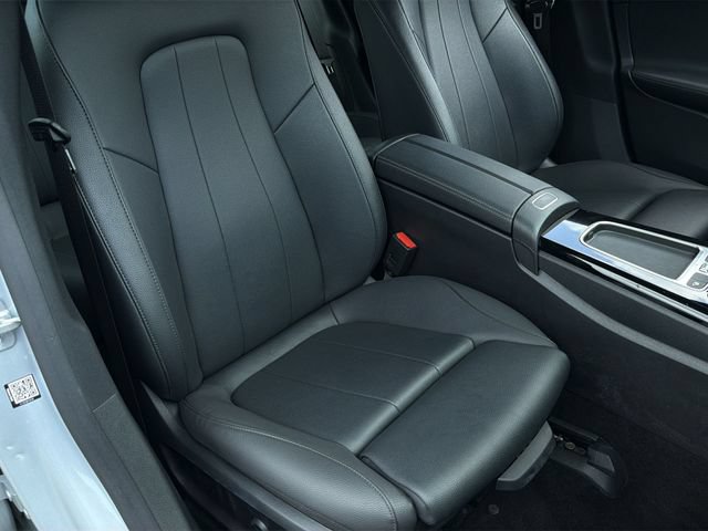 Used 2025 Mercedes-Benz CLA 250 image 33
