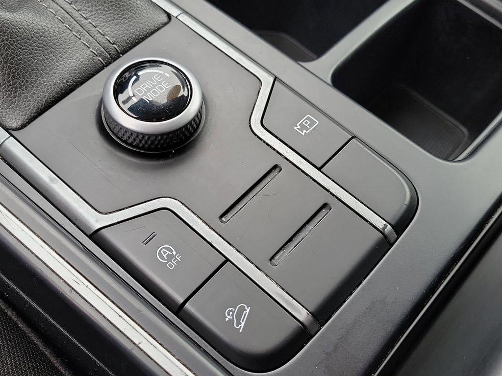 Used 2021 Kia Sorento LX image 29