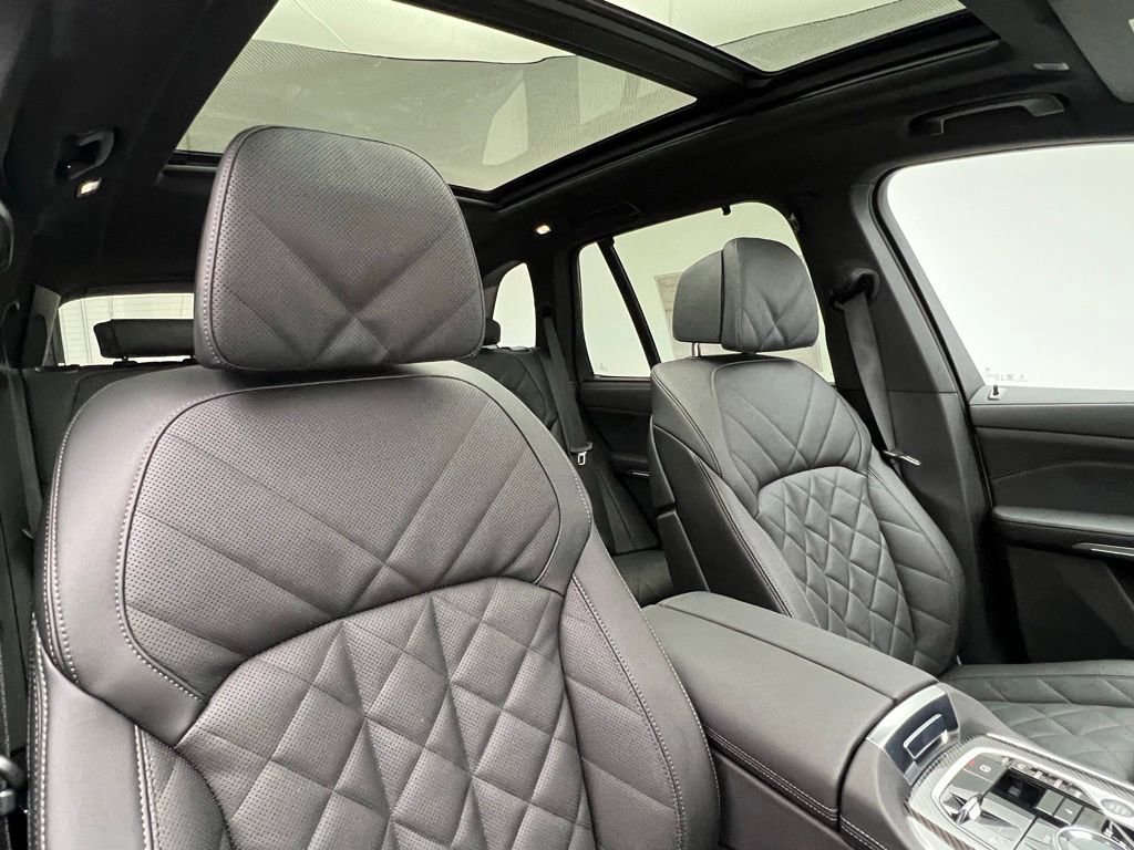 New 2026 BMW X5 M60i image 7