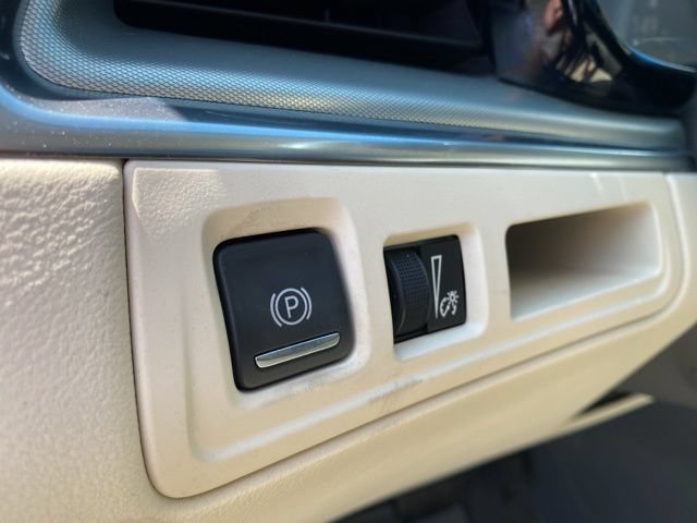 Used 2022 Cadillac XT5 Premium Luxury AWD/4WD image 20