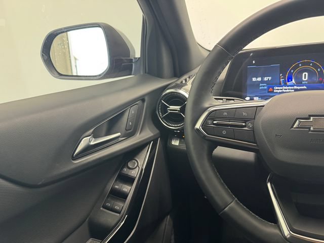 Used 2026 Chevrolet Equinox LT w/ Midnight Edition FWD image 23