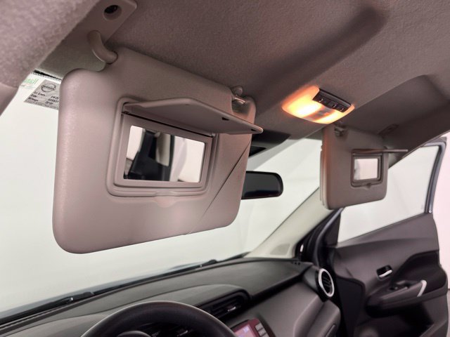 Used 2023 Nissan Kicks SV FWD image 34