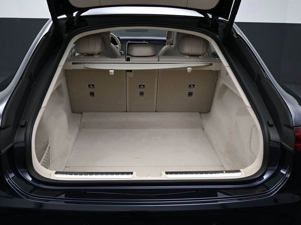 Used 2022 Mercedes-Benz EQS 450+ Sedan image 16