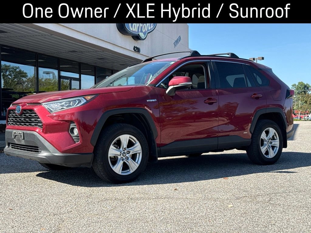 Used 2019 Toyota RAV4 XLE w/ Convenience Package AWD/4WD image 1