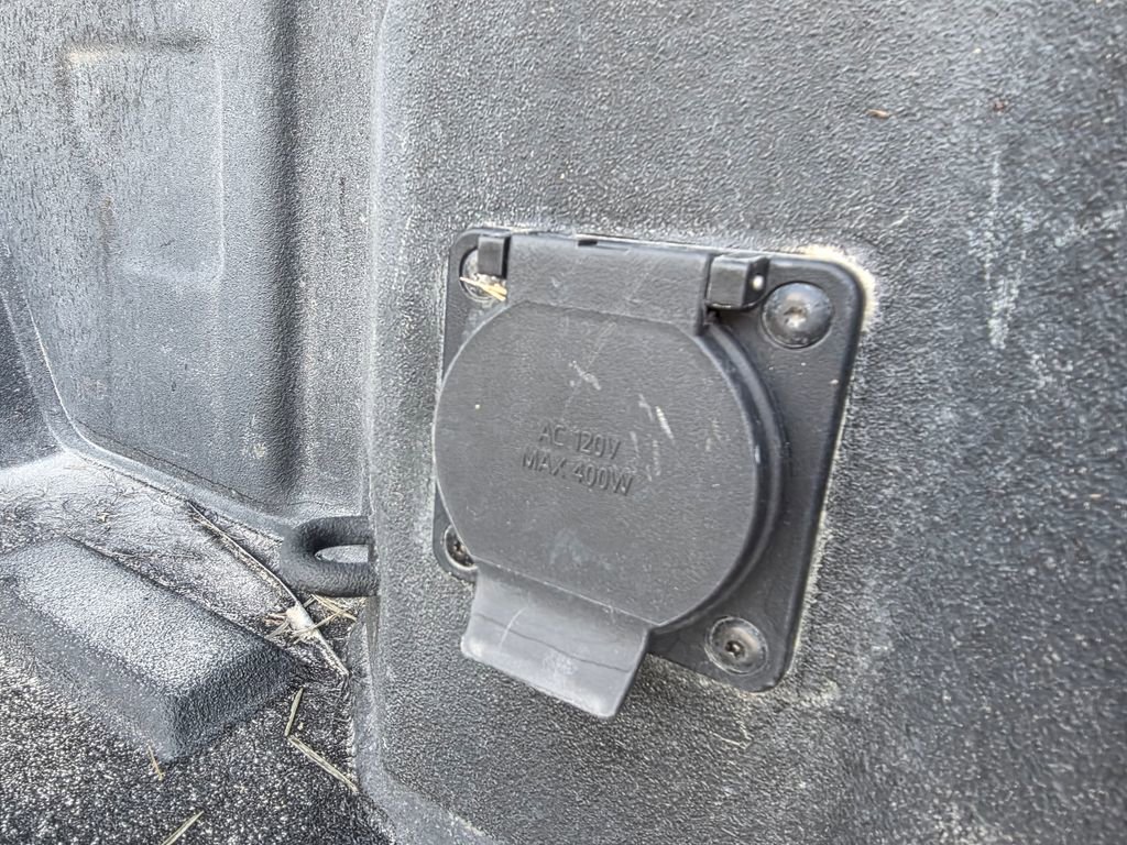 Used 2023 Chevrolet Silverado 1500 LTZ w/ LTZ Convenience Package II image 32