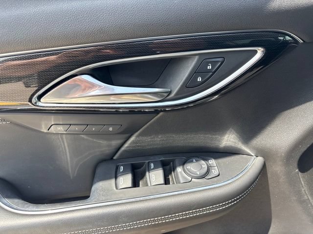 Used 2021 Buick Envision Essence AWD/4WD image 17
