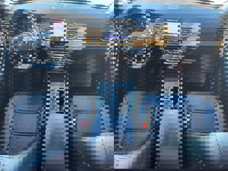 Used 2021 Ford Explorer Limited w/ Equipment Group 301A image 12