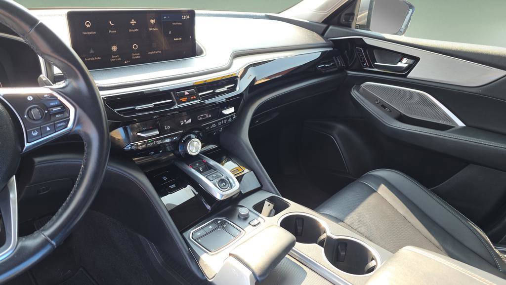 Used 2023 Acura MDX SH-AWD w/ Technology Package image 17