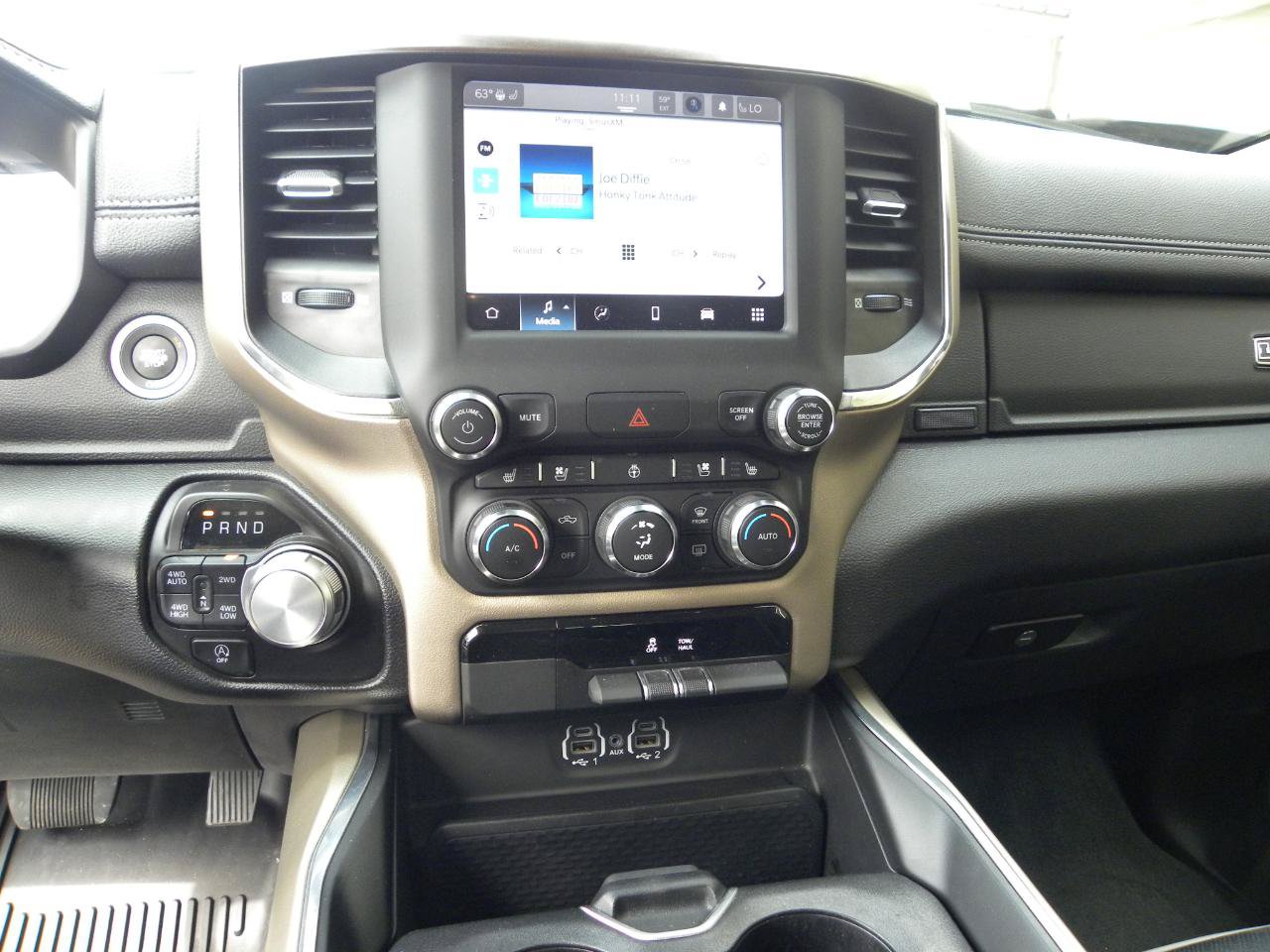 Used 2022 RAM 1500 Laramie AWD/4WD image 14
