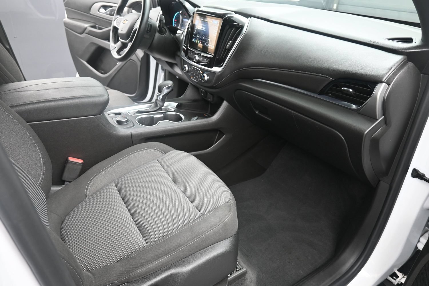 Used 2023 Chevrolet Traverse LT w/ LPO, Floor Liner Package AWD/4WD image 42