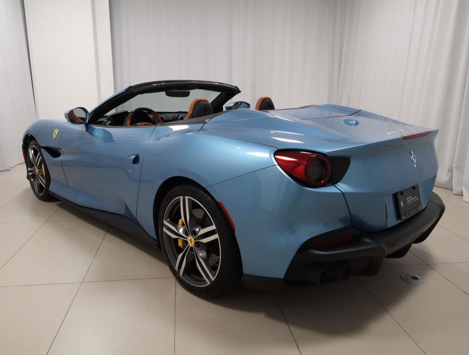 Certified 2022 Ferrari Portofino M image 15