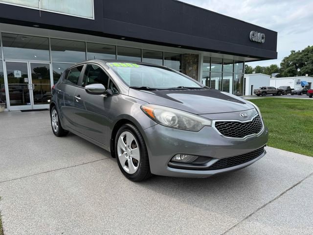 Used 2016 Kia Forte LX FWD image 1
