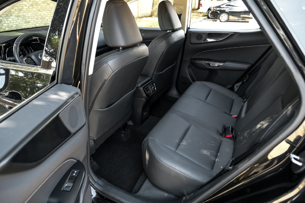 Used 2024 Lexus NX 350 AWD w/ Cold Area Package image 50