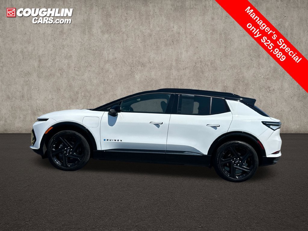 Used 2024 Chevrolet Equinox EV RS FWD image 4