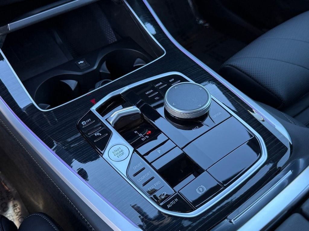 Certified 2025 BMW X5 M60i w/ Parking Assistance Package image 28