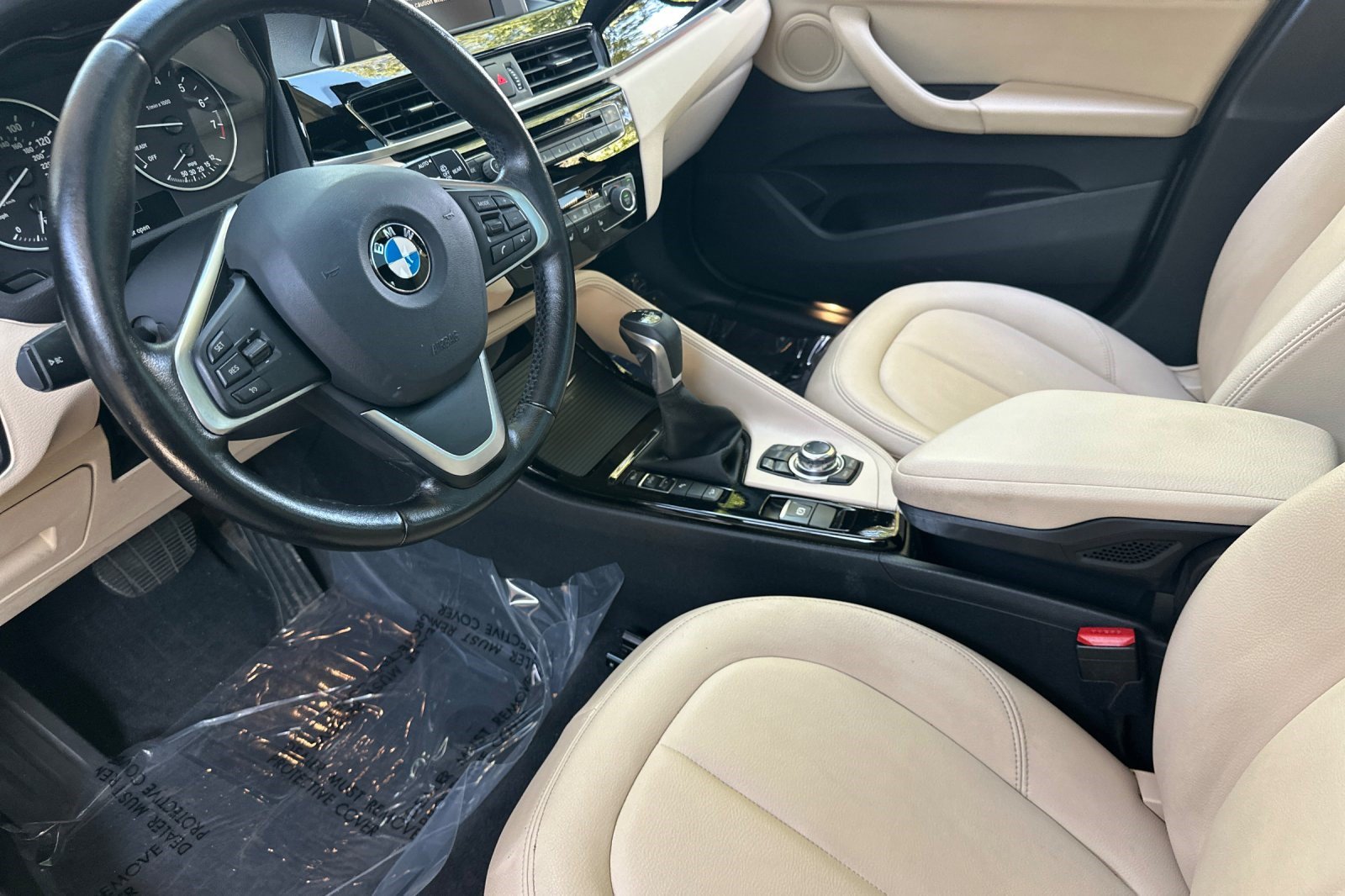 Used 2016 BMW X1 xDrive28i AWD/4WD image 4
