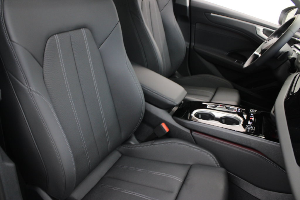 New 2026 Audi A6 Premium Plus AWD/4WD image 24
