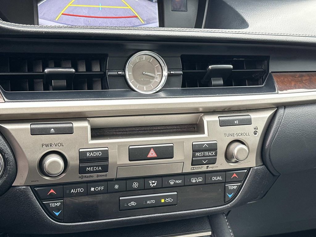 Used 2016 Lexus ES 350 350 w/ Navigation System Package image 13