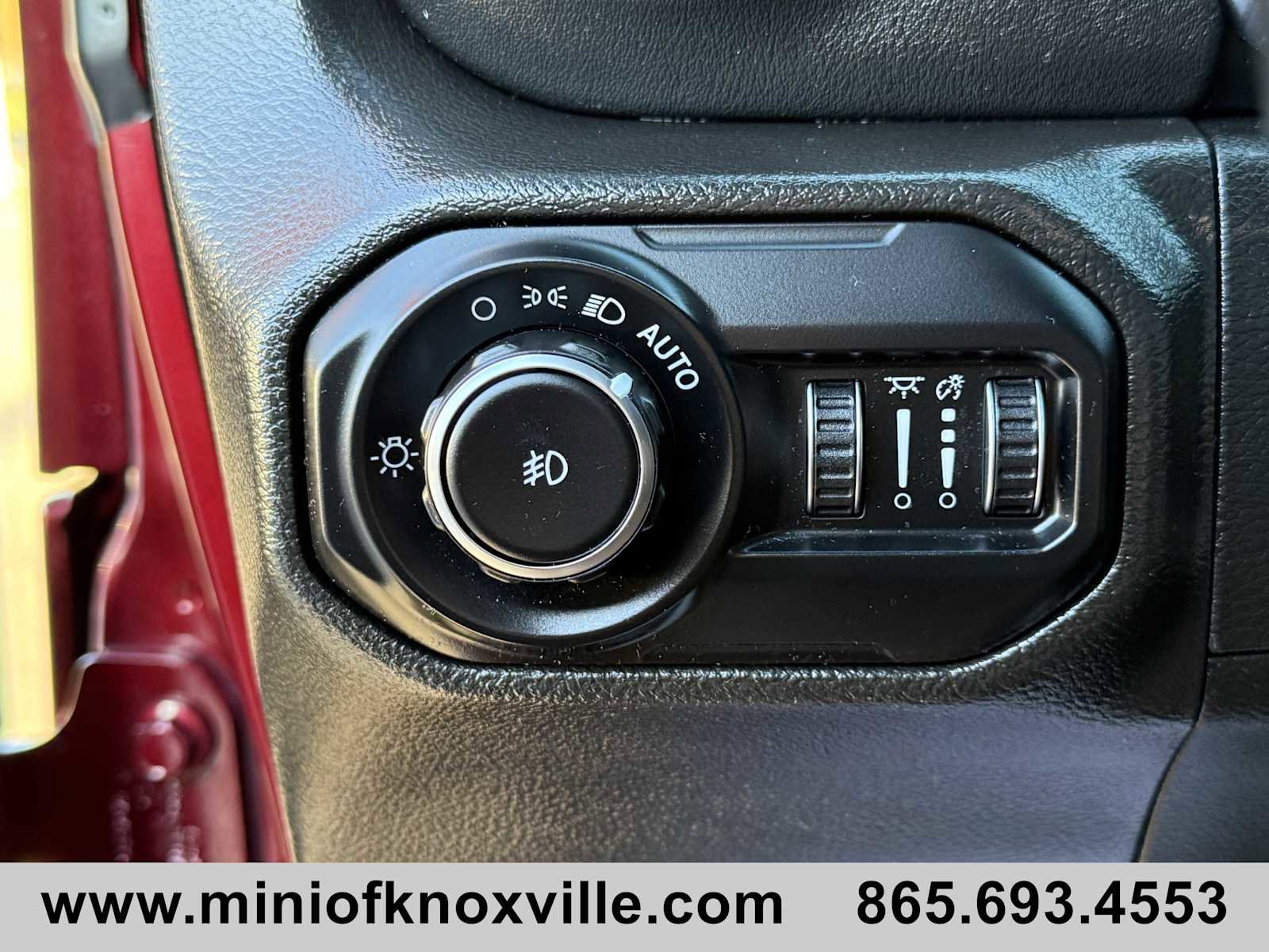 Used 2022 Jeep Wrangler Unlimited Sahara image 26