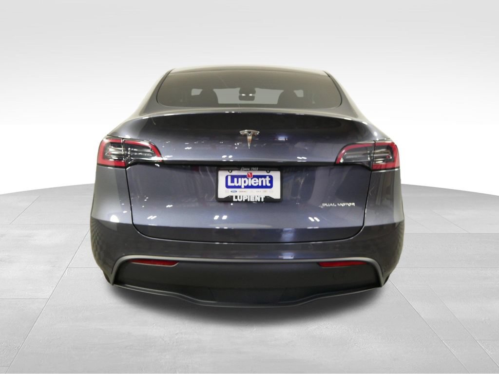 Used 2023 Tesla Model Y Long Range AWD/4WD image 9