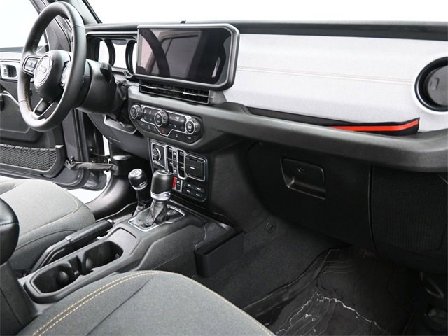 Used 2024 Jeep Gladiator Sport image 26
