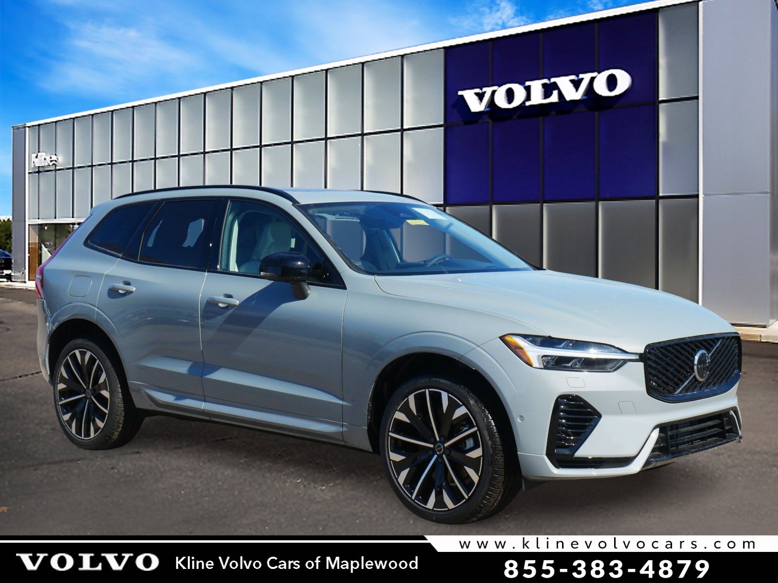 New 2026 Volvo XC60 T8 Ultra w/ Climate Package