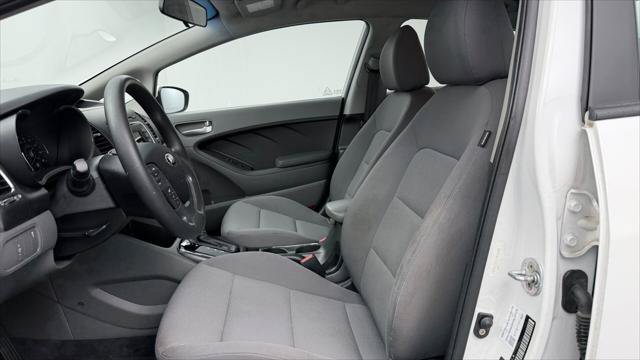 Used 2017 Kia Forte LX FWD image 14