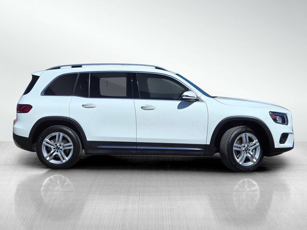 Used 2022 Mercedes-Benz GLB 250 image 4
