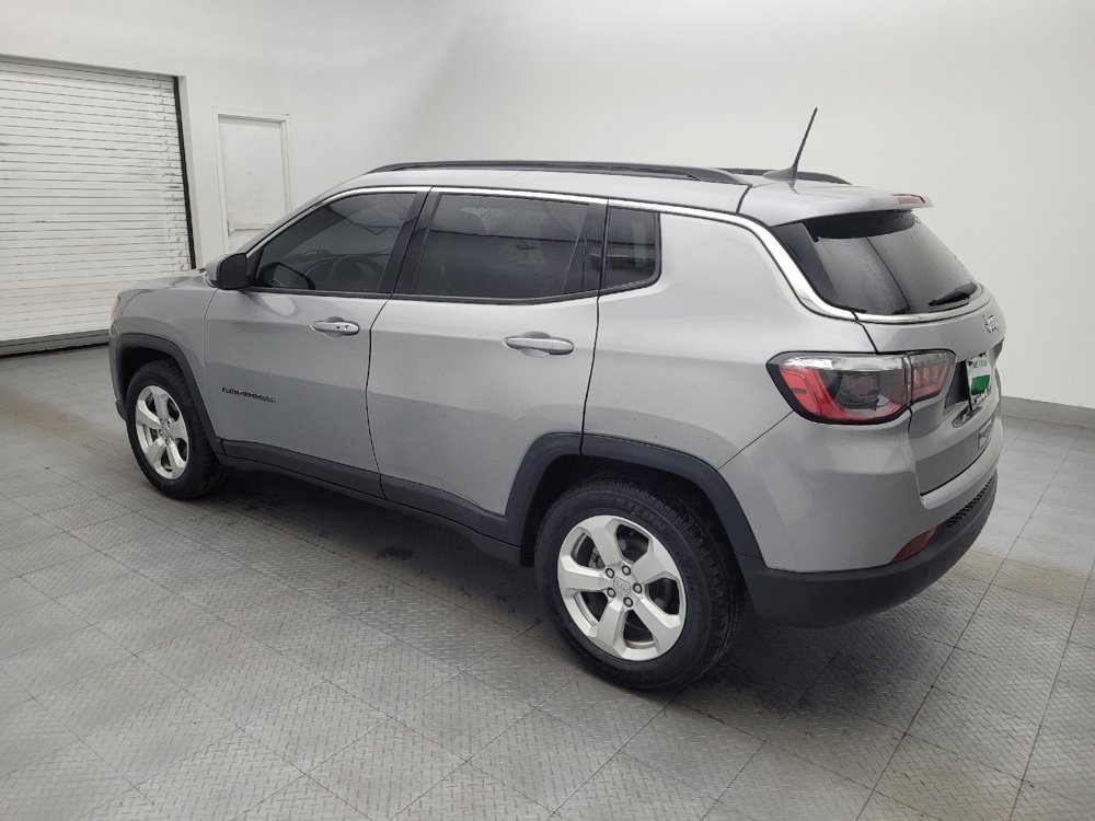 Used 2021 Jeep Compass Latitude image 3