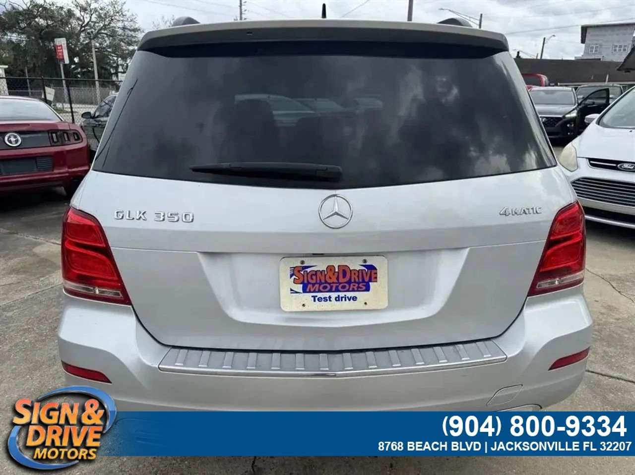 Used 2013 Mercedes-Benz GLK 350 4MATIC image 4