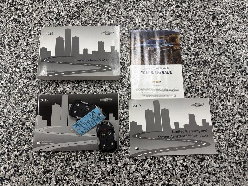 Used 2019 Chevrolet Silverado 1500 LTZ image 21