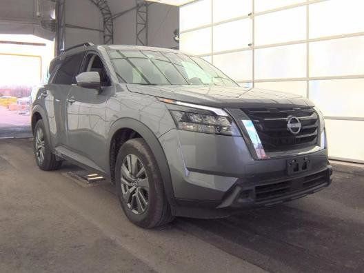 Certified 2025 Nissan Pathfinder SV image 1