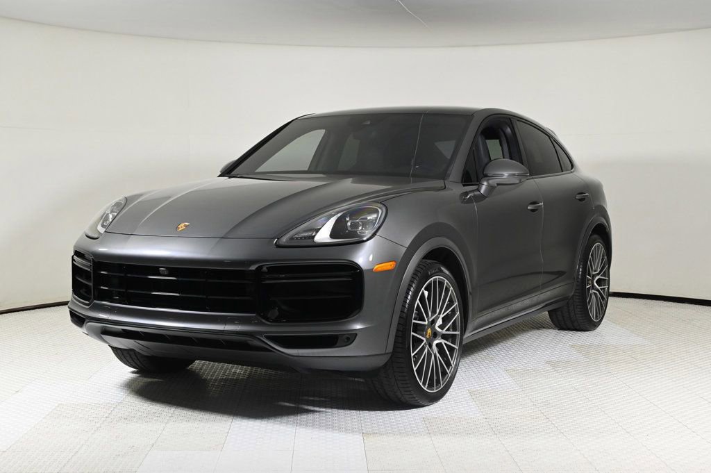 Used 2022 Porsche Cayenne Turbo image 1