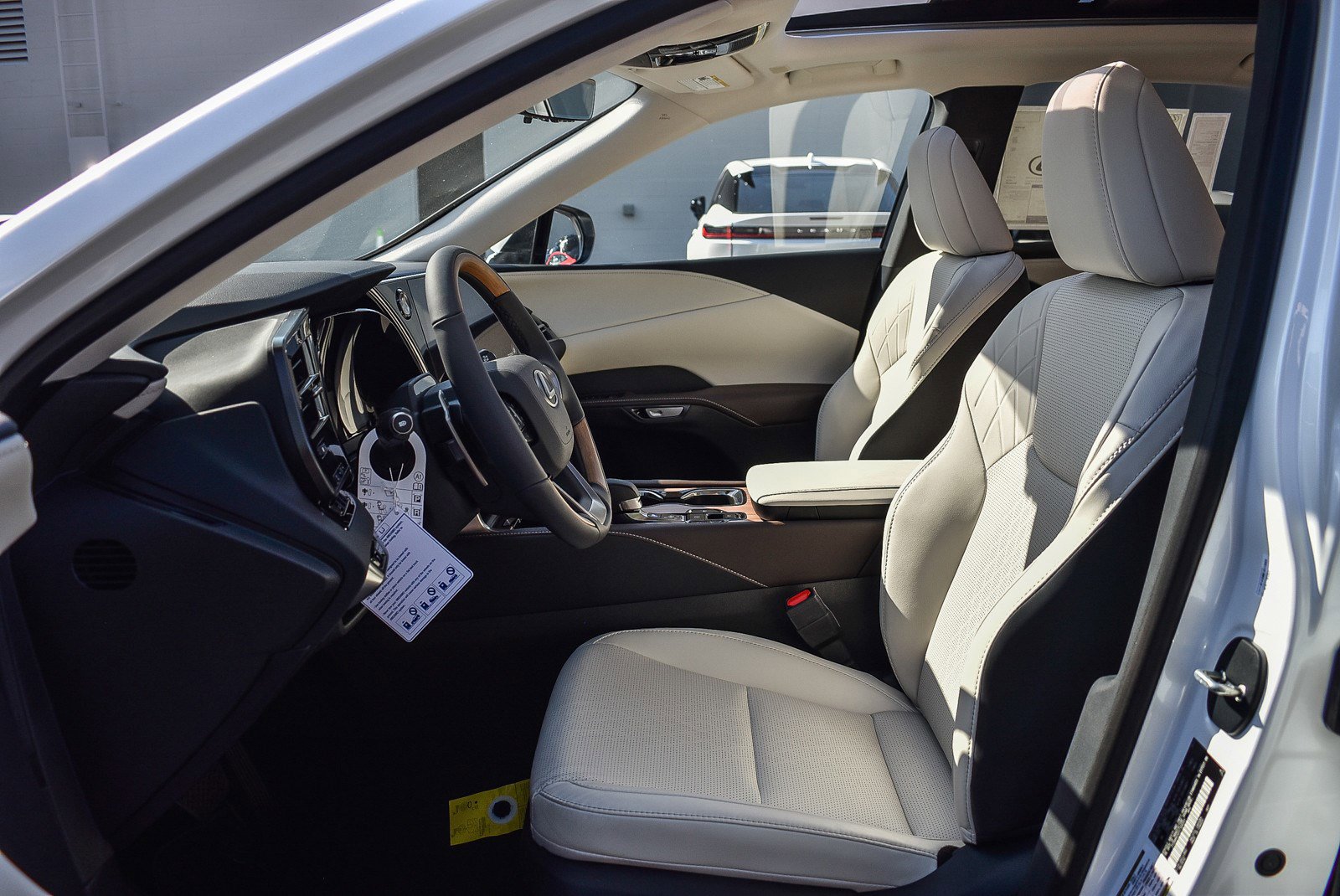 New 2026 Lexus RX 350 image 17