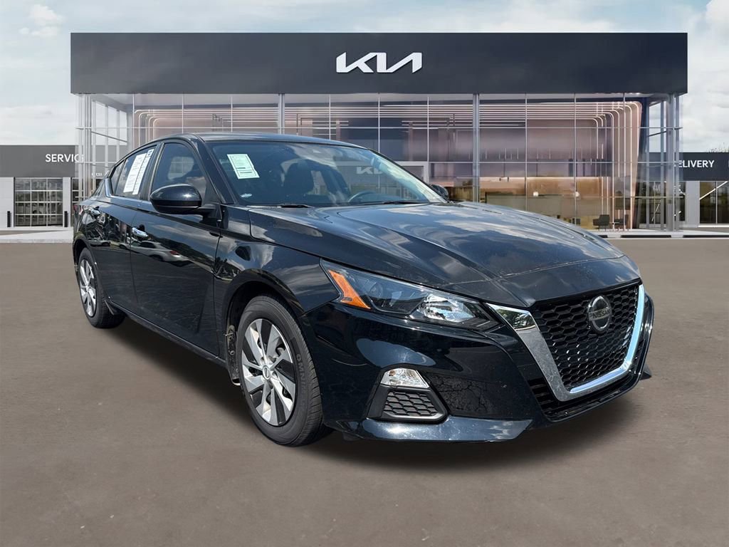 Used 2022 Nissan Altima 2.5 S