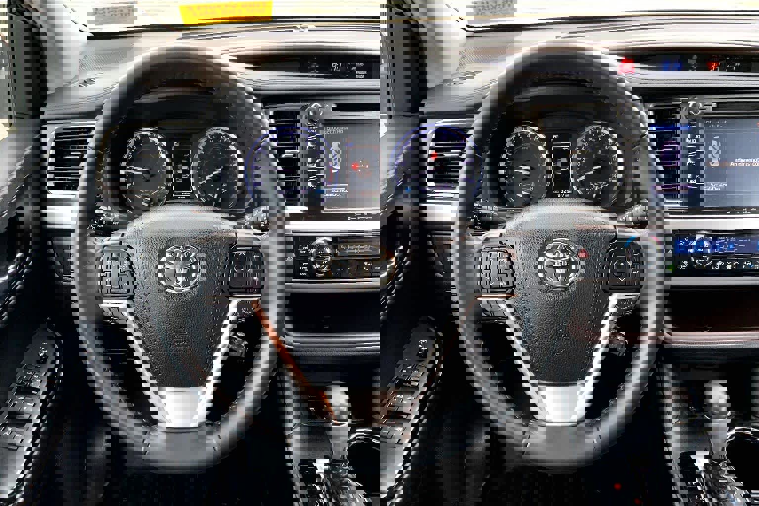 Used 2019 Toyota Highlander XLE image 5