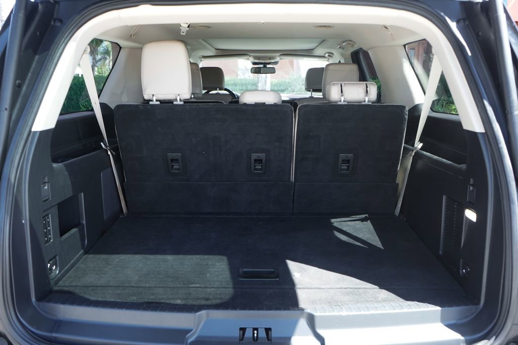 Used 2022 Ford Expedition Max Limited RWD image 9